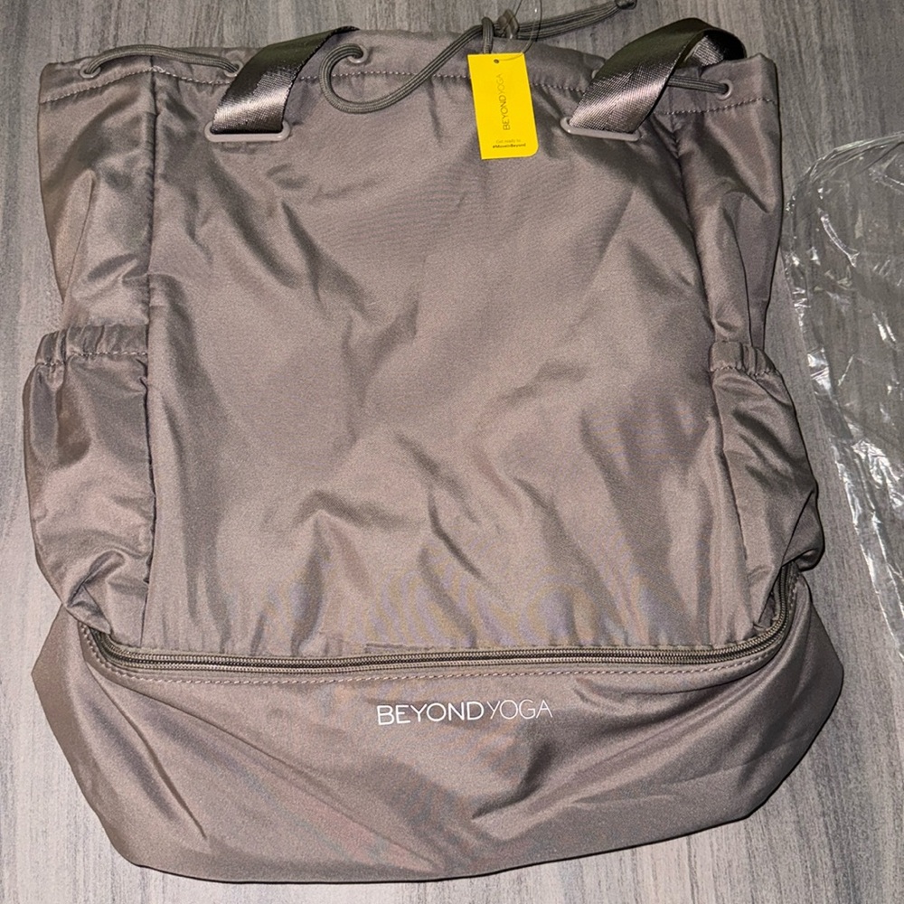 Beyond Yoga convertible gym bag